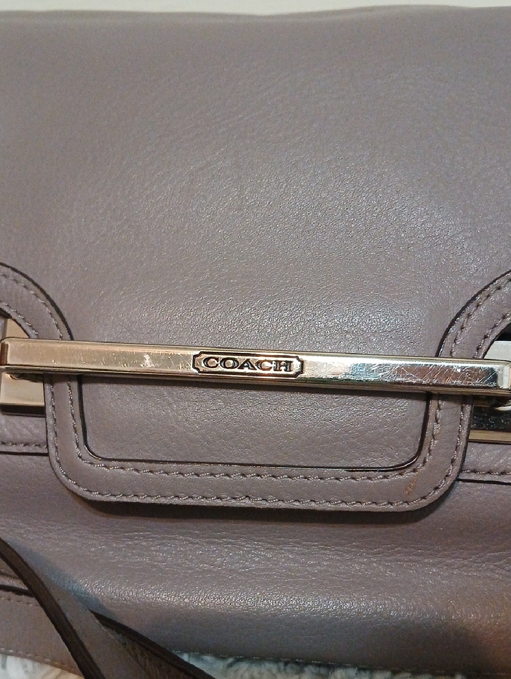 Coach - Picture 2 of 15